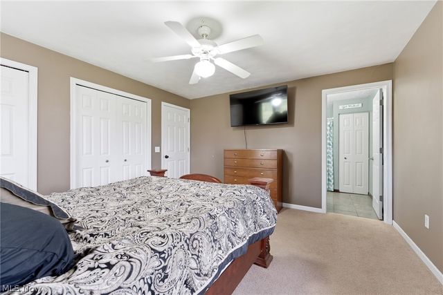 901 N Marion Avenue, Louisville, OH 44641