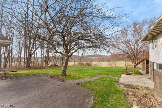 901 N Marion Avenue, Louisville, OH 44641