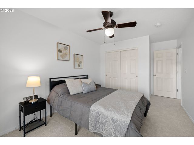 1518 Se OAK St, Hillsboro, OR 97123