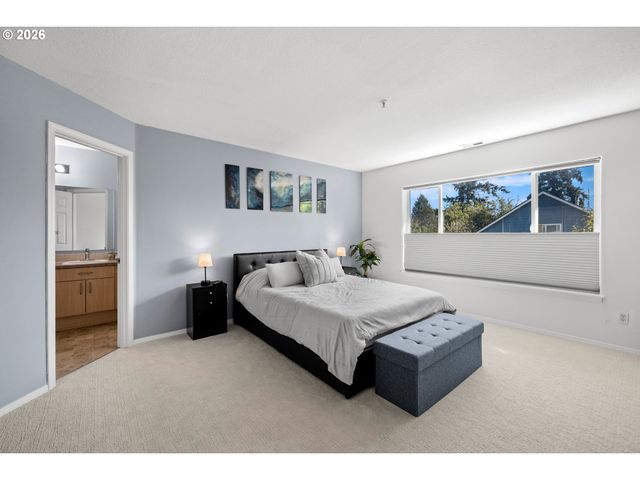 1518 Se OAK St, Hillsboro, OR 97123