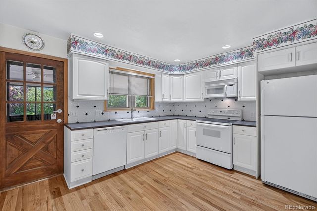 10451 Livingston, Denver, CO 80233