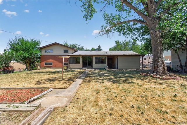 10451 Livingston, Denver, CO 80233