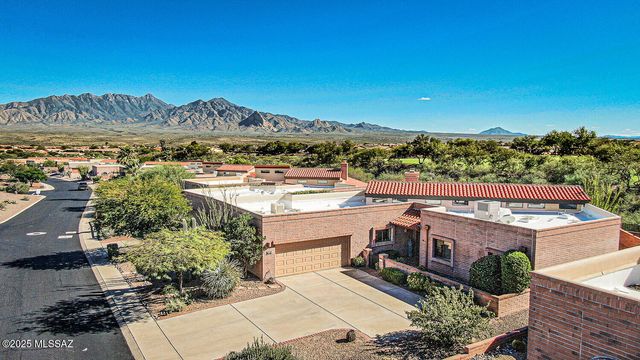 2051 W Vía Del Picamaderos, Green Valley, AZ 85622