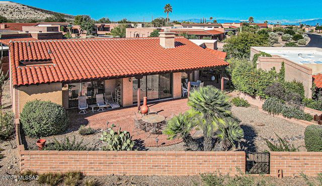 2051 W Vía Del Picamaderos, Green Valley, AZ 85622