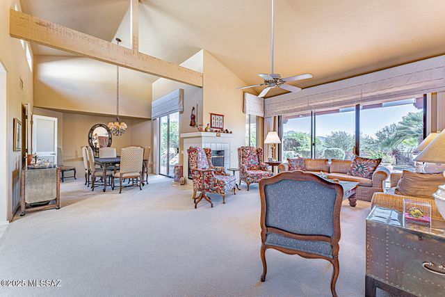 2051 W Vía Del Picamaderos, Green Valley, AZ 85622