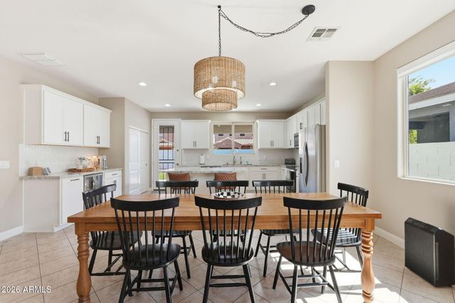1630 W PAISLEY Drive, San Tan Valley, AZ 85144