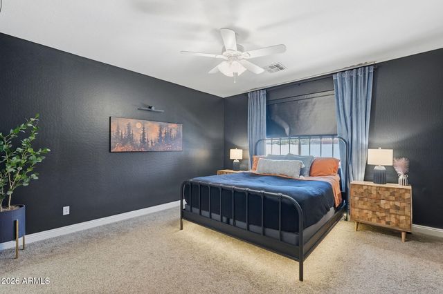 1630 W PAISLEY Drive, San Tan Valley, AZ 85144