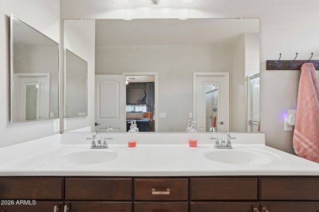 1630 W PAISLEY Drive, San Tan Valley, AZ 85144