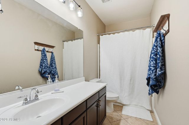 1630 W PAISLEY Drive, San Tan Valley, AZ 85144