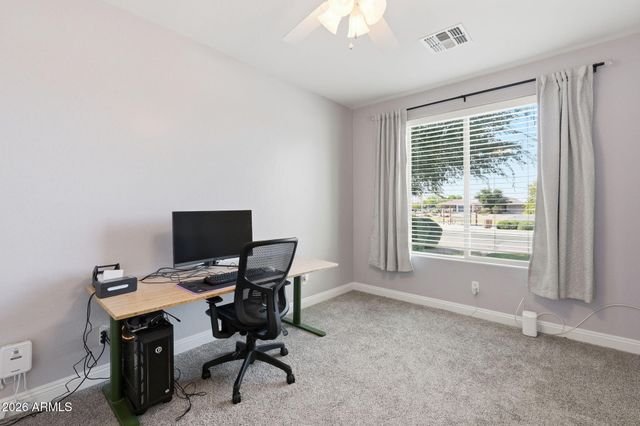 1630 W PAISLEY Drive, San Tan Valley, AZ 85144