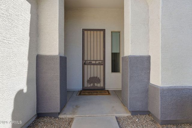 1630 W PAISLEY Drive, San Tan Valley, AZ 85144
