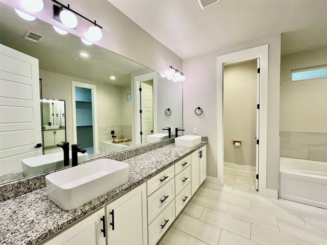 251 S Mill Street 320, Lewisville, TX 75057