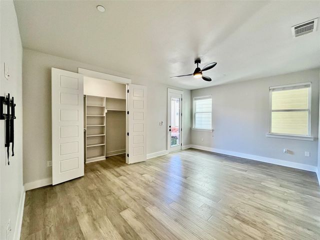 251 S Mill Street 320, Lewisville, TX 75057
