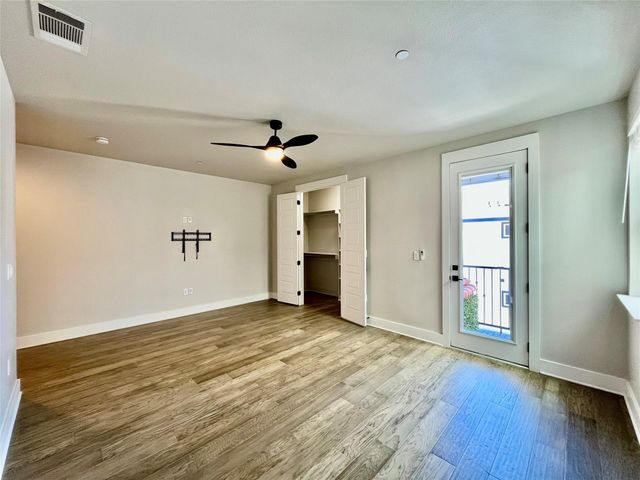 251 S Mill Street 320, Lewisville, TX 75057