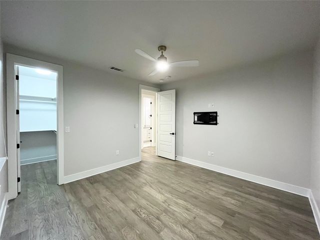 251 S Mill Street 320, Lewisville, TX 75057