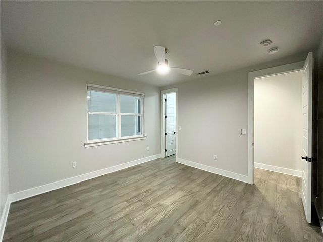251 S Mill Street 320, Lewisville, TX 75057