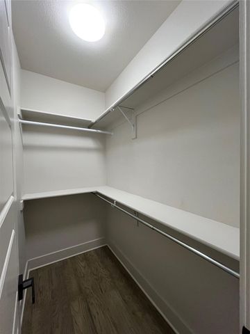 251 S Mill Street 320, Lewisville, TX 75057
