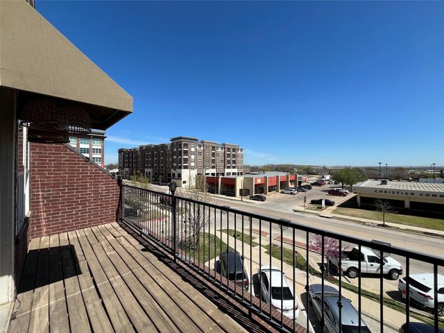 251 S Mill Street 320, Lewisville, TX 75057
