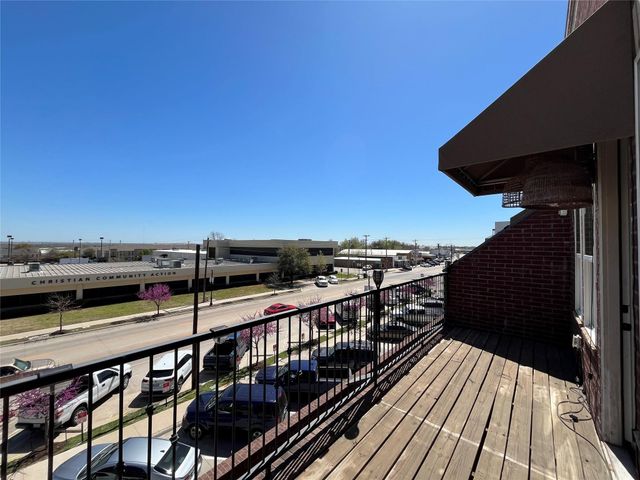 251 S Mill Street 320, Lewisville, TX 75057