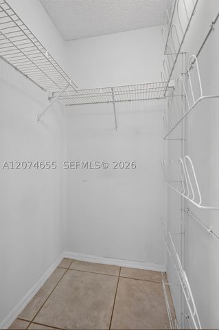 2342 NW 184th Ter, Pembroke Pines, FL 33029