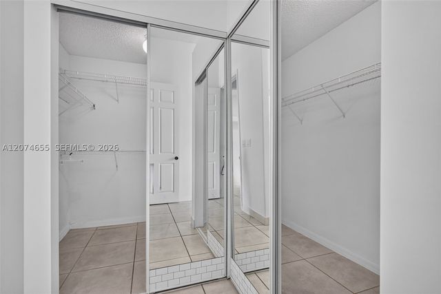 2342 NW 184th Ter, Pembroke Pines, FL 33029
