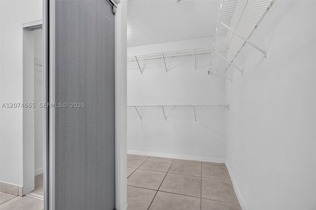 2342 NW 184th Ter, Pembroke Pines, FL 33029