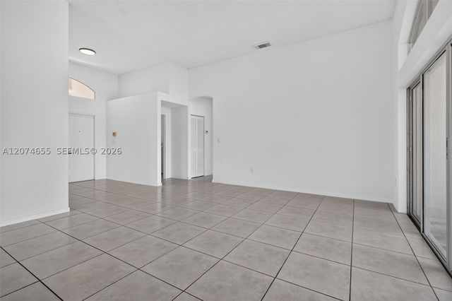 2342 NW 184th Ter, Pembroke Pines, FL 33029