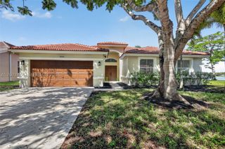 2342 NW 184th Ter, Pembroke Pines, FL 33029