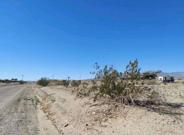 1370 Alpine Avenue, Thermal, CA 92274