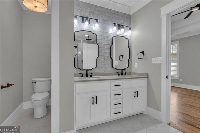 203 Oberon Place N, Macon, GA 31210