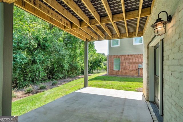 203 Oberon Place N, Macon, GA 31210
