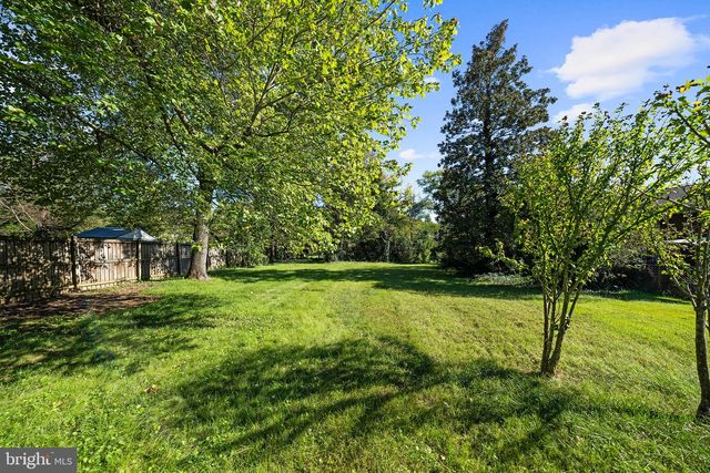 2011 BELFAST DR, Fort Washington, MD 20744