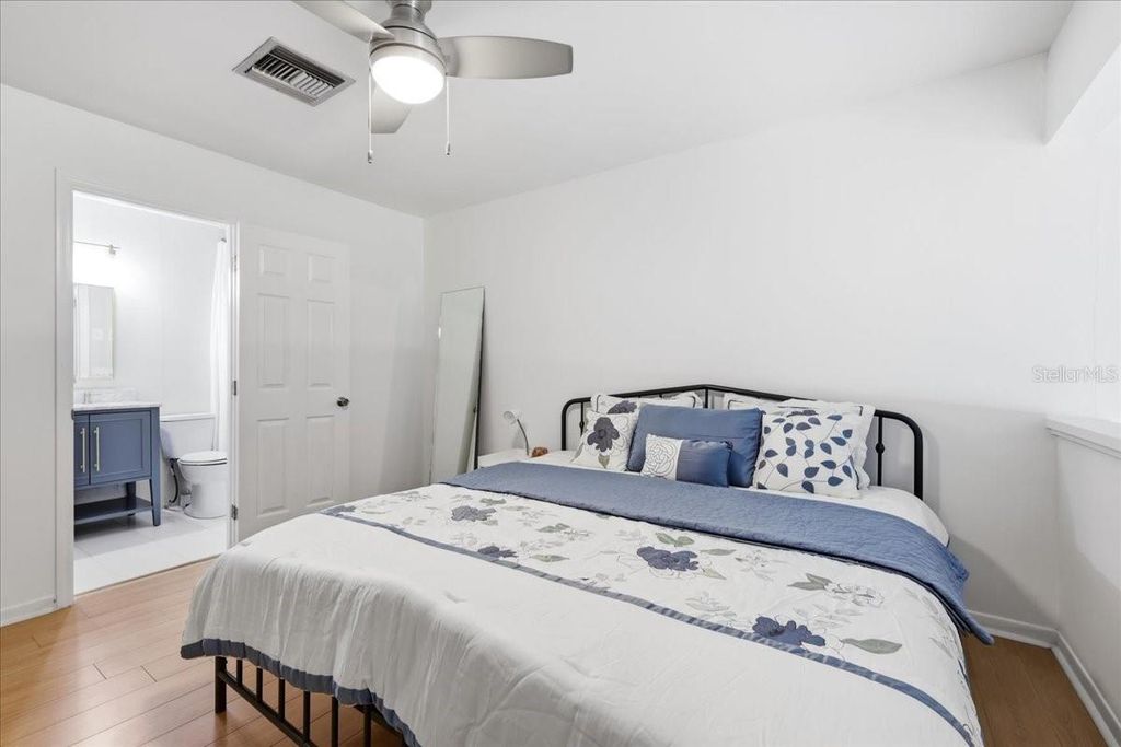 Image 17 of property listing at 6074 PEREGRINE AVENUE B02, Orlando, FL 32819
