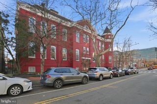 301 G ST NE #32, Washington, DC 20002