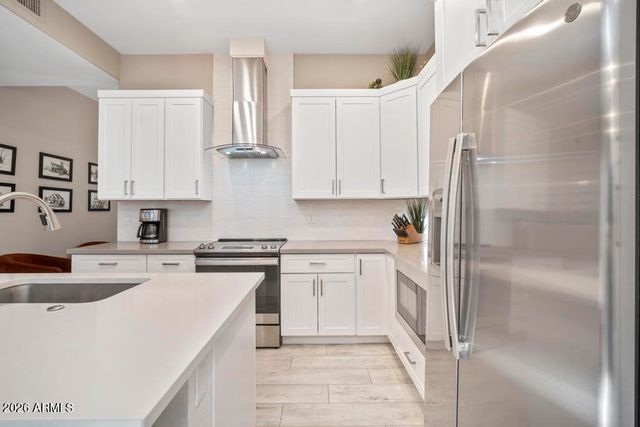 7955 E Chaparral Road Unit 110, Scottsdale, AZ 85250
