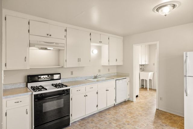 725 Alice Street, Monterey, CA 93940