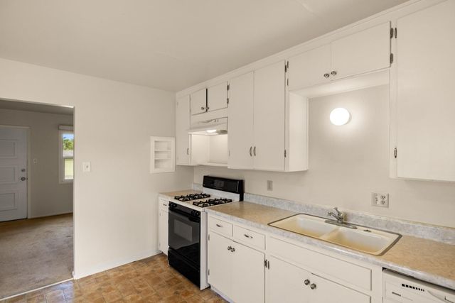 725 Alice Street, Monterey, CA 93940