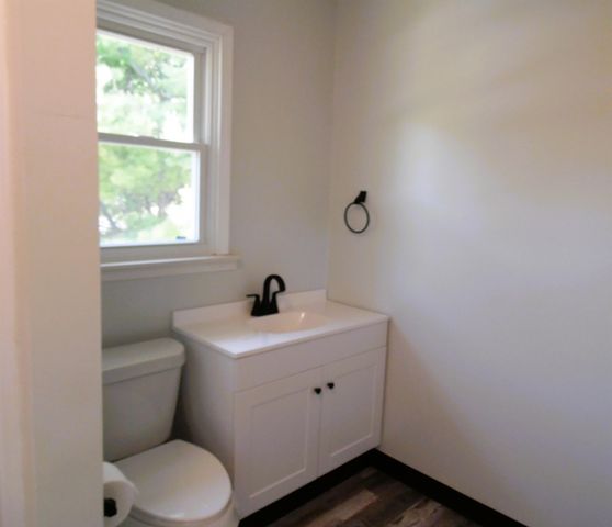1191 N Frost Drive, Saginaw Twp, MI 48638
