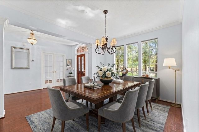92 W Sandalbranch Circle, The Woodlands, TX 77382