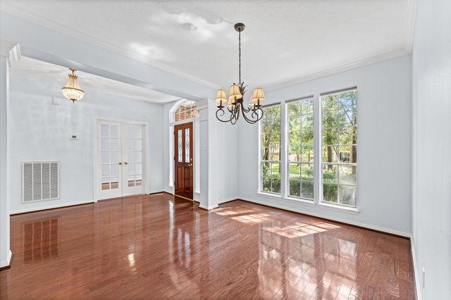 92 W Sandalbranch Circle, The Woodlands, TX 77382