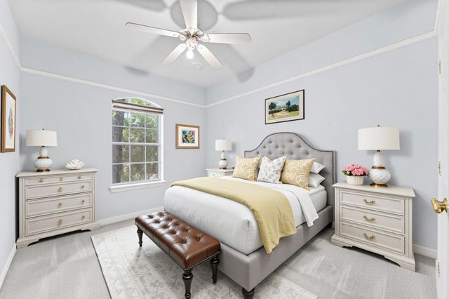 92 W Sandalbranch Circle, The Woodlands, TX 77382