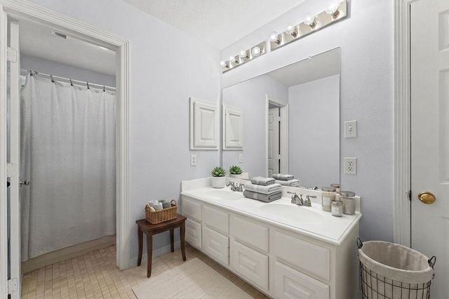 92 W Sandalbranch Circle, The Woodlands, TX 77382