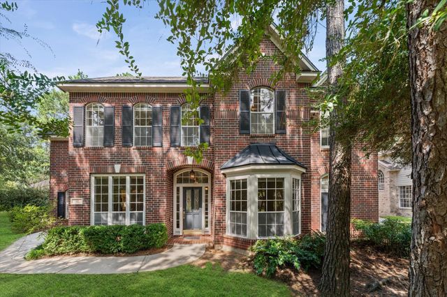 92 W Sandalbranch Circle, The Woodlands, TX 77382