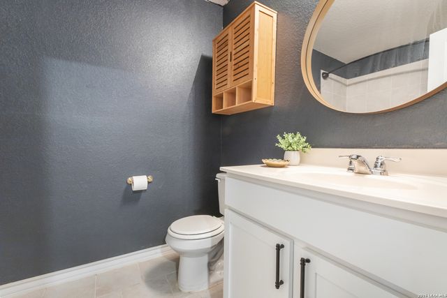13067 Whisper Bend, San Antonio, TX 78252