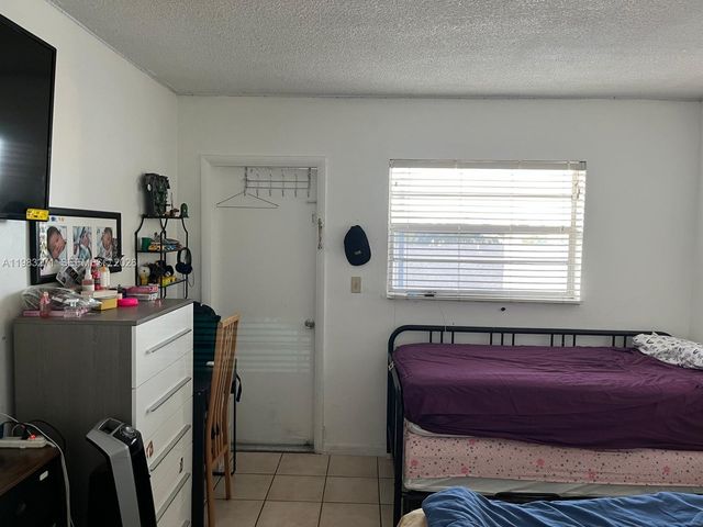 1735 NE 164th St D306, North Miami Beach, FL 33162