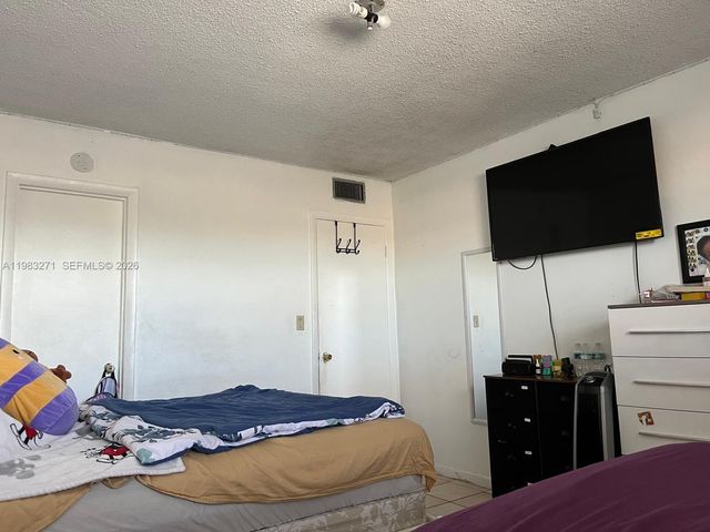 1735 NE 164th St D306, North Miami Beach, FL 33162