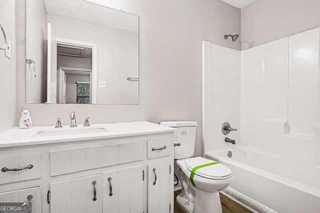 2895 Woodhollow Lane, Jonesboro, GA 30236