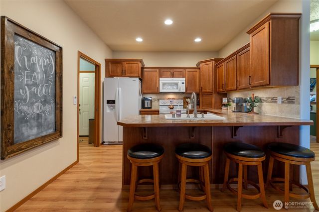 1513 E First Court, Deer Park, WA 99006