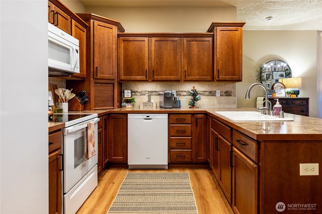 1513 E First Court, Deer Park, WA 99006