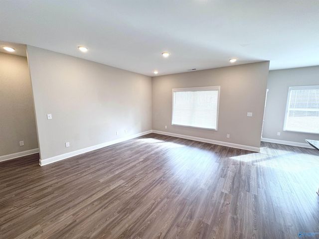 27306 Barksdale Road, Athens, AL 35613